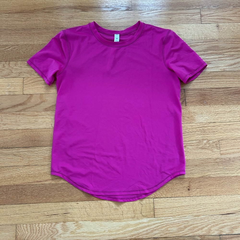 Lululemon Train to be Short Sleeve